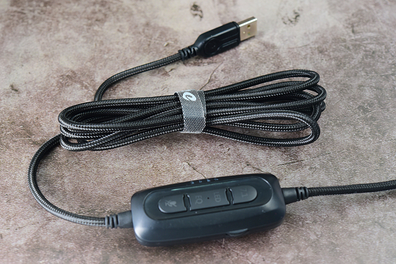 headset，