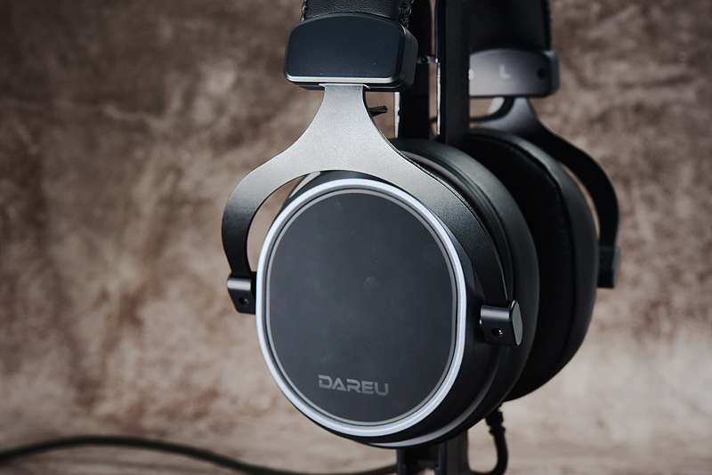 headset，