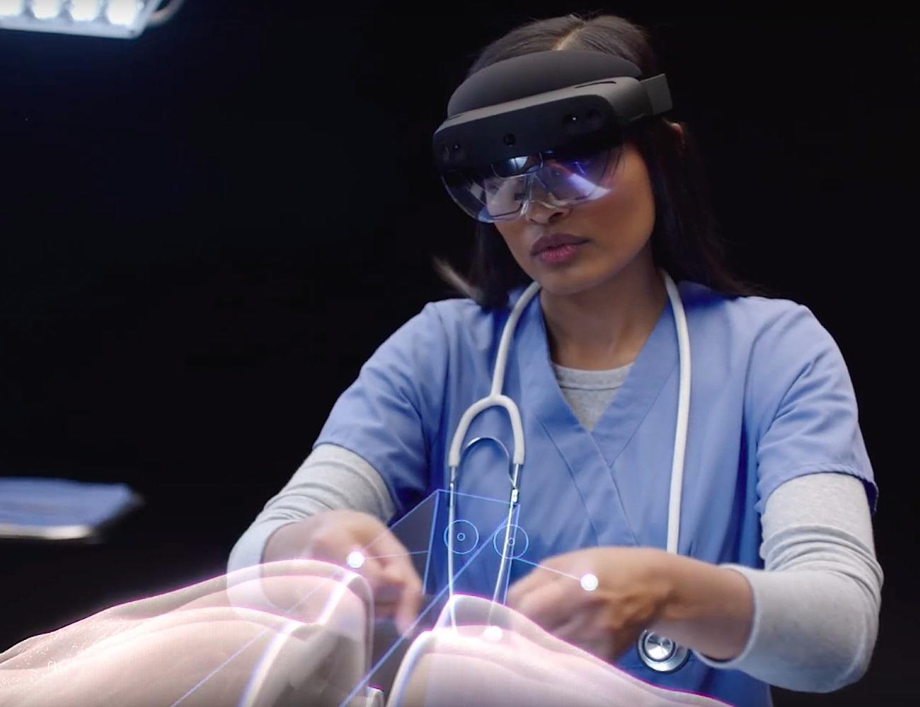 headset，Head wear，Headset，HoloLens 2，medical care，