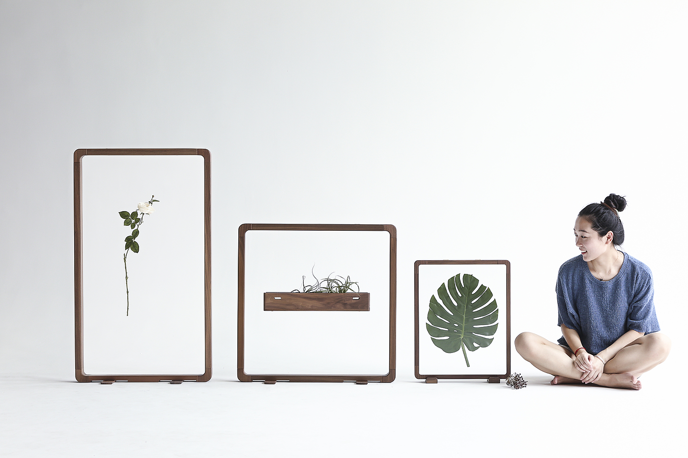 Furniture designer Ren Mengying，