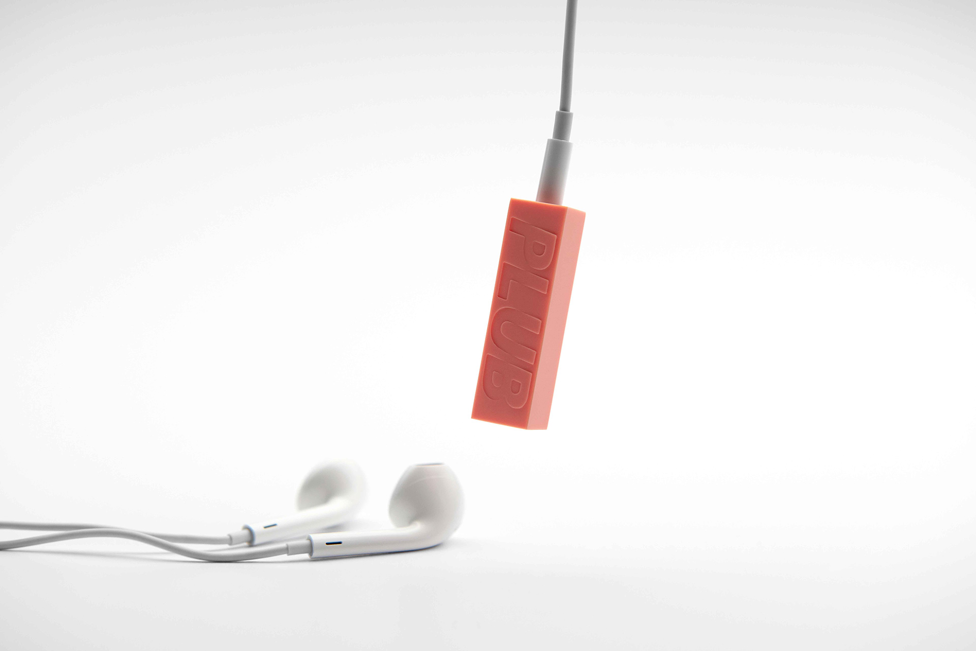 intelligence，Bluetooth receiver，plub，