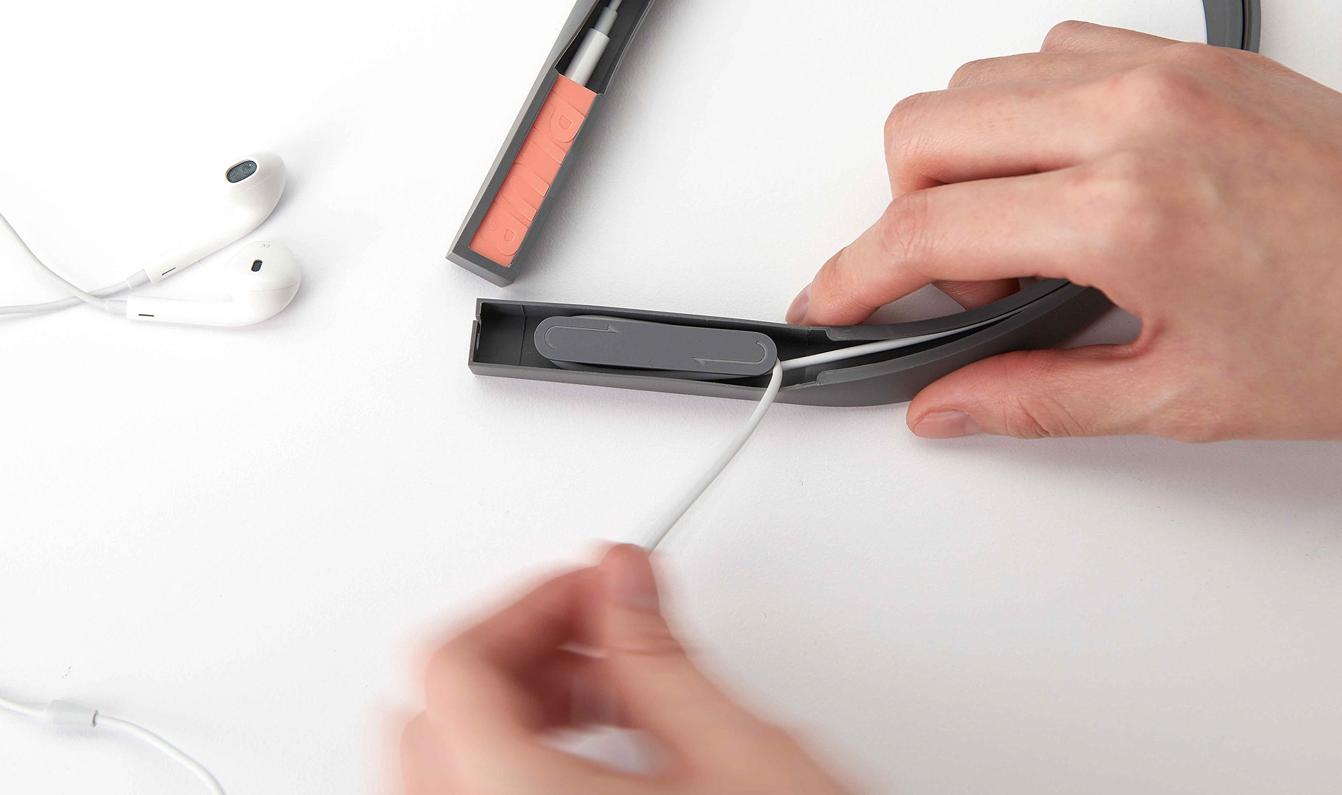 intelligence，Bluetooth receiver，plub，