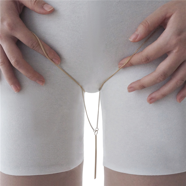 Nanna Kiil，thigh gap，vase，Nicole Nadeau，breast，