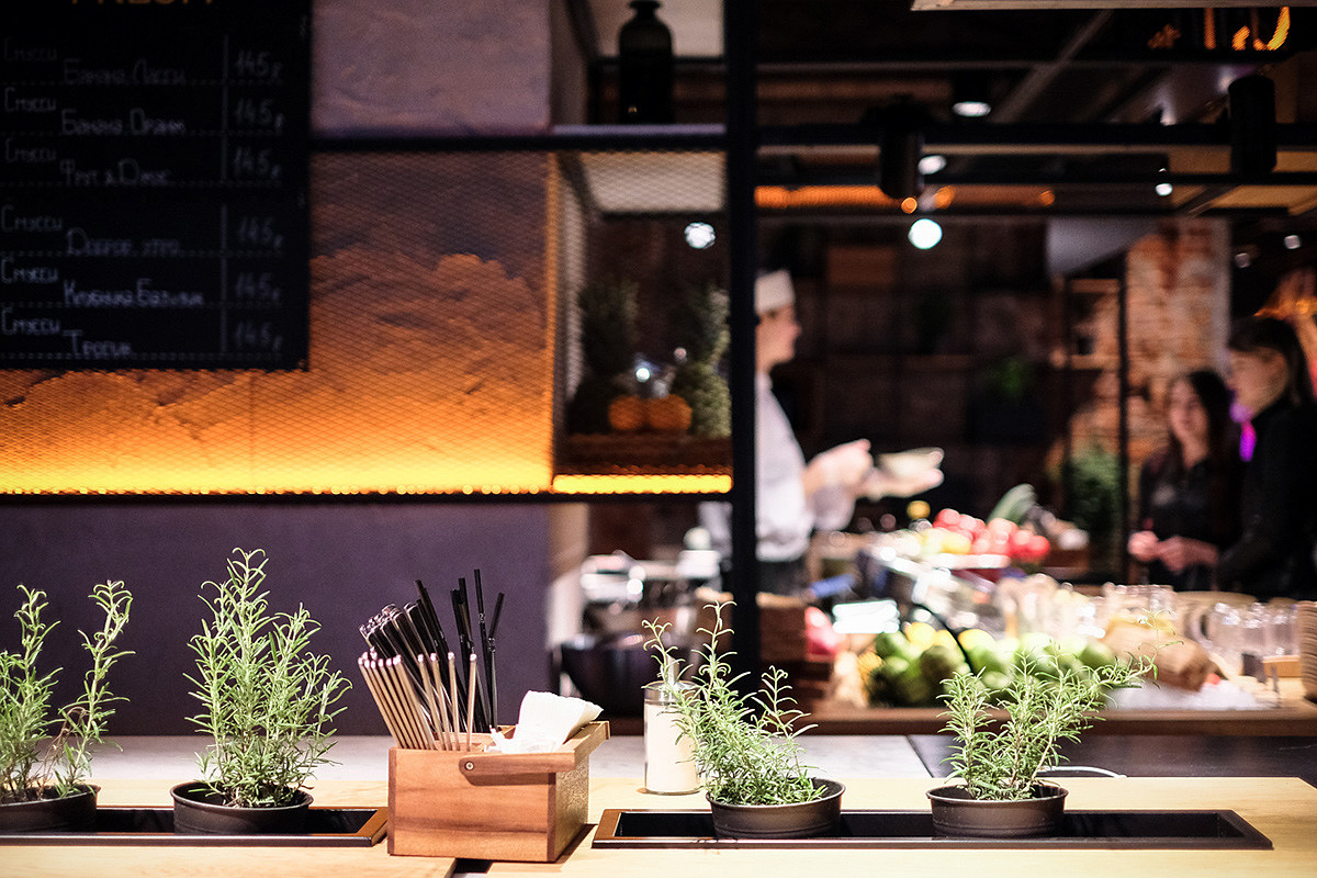 industrial design，Interior design，Marble，Metal，Potted plants，
