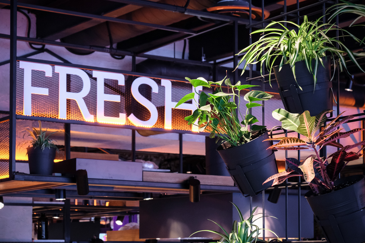 industrial design，Interior design，Marble，Metal，Potted plants，