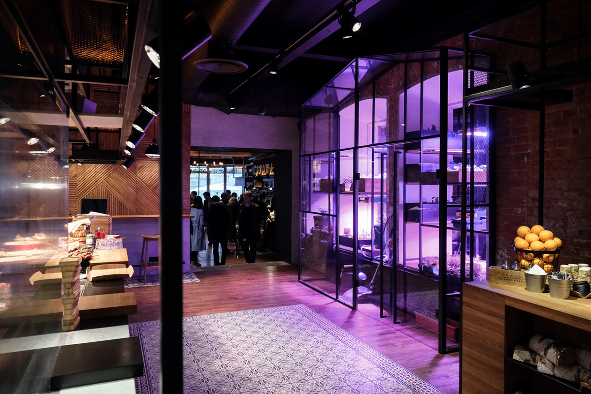 industrial design，Interior design，Marble，Metal，Potted plants，