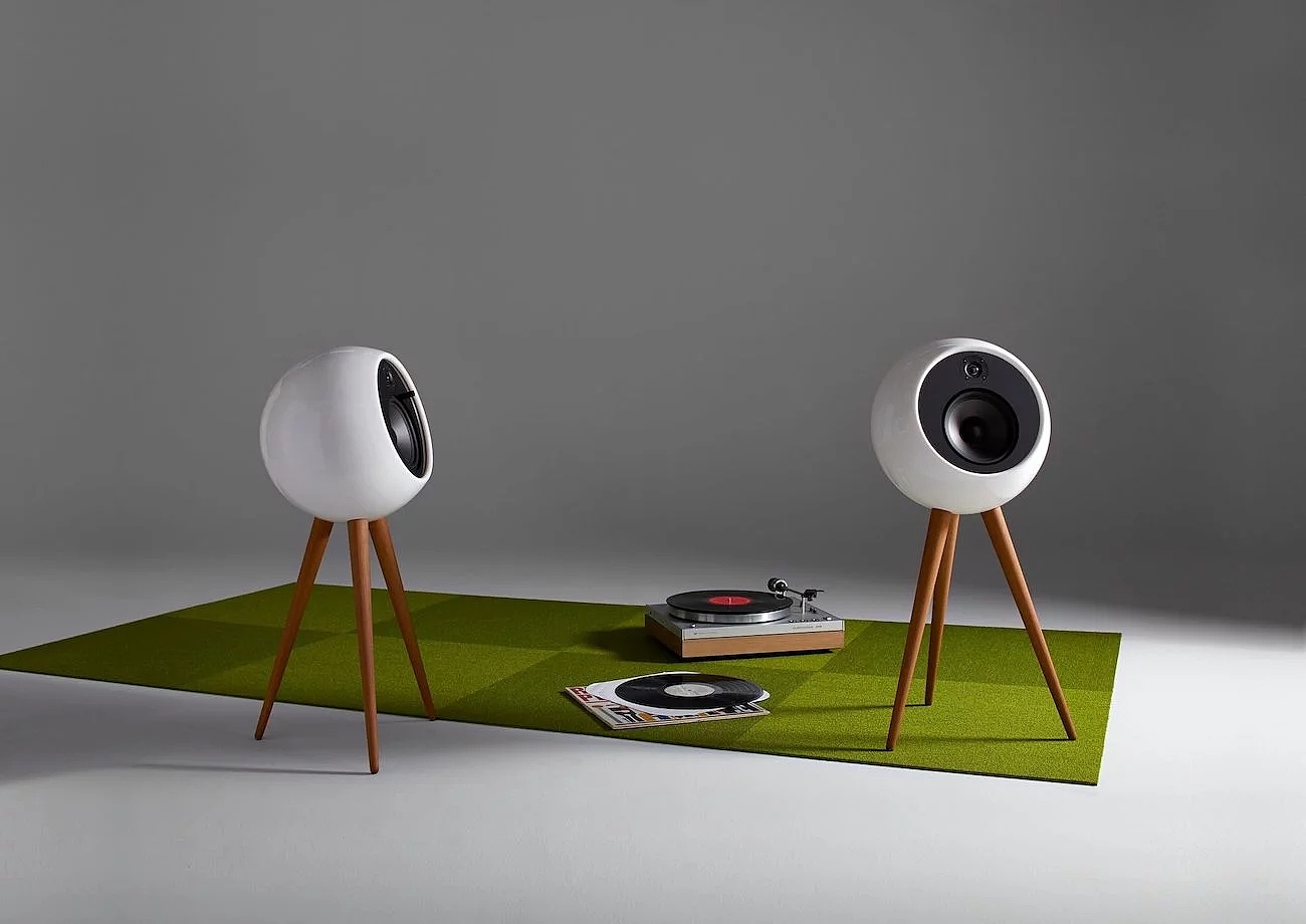 Minimalism，industrial design，wireless speaker ，