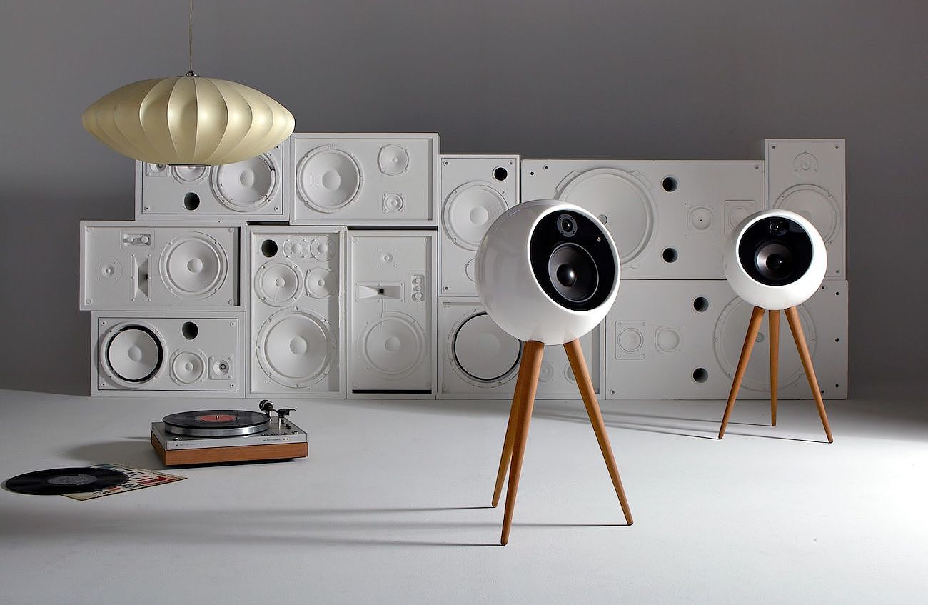 Minimalism，industrial design，wireless speaker ，