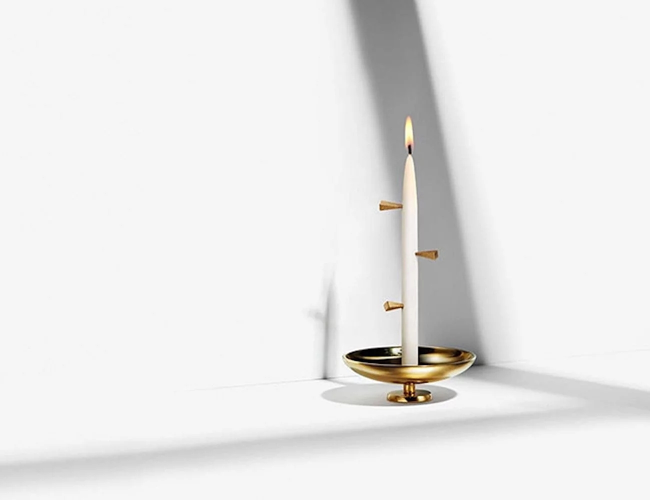 brass candlesticks ，time，product design，