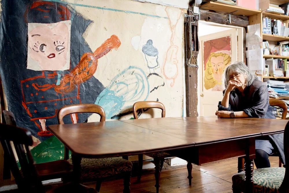 Rose Wylie，painting，britain，dad shoes，OBE Medal，