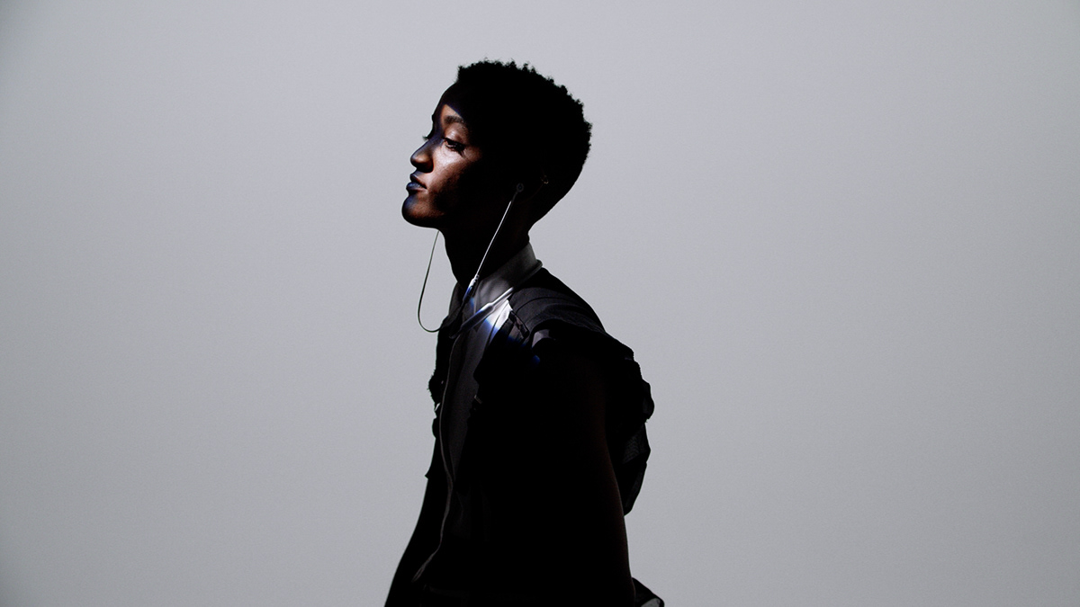 珠宝与耳机的碰撞beats与时尚品牌sacai合作推出串珠式耳机