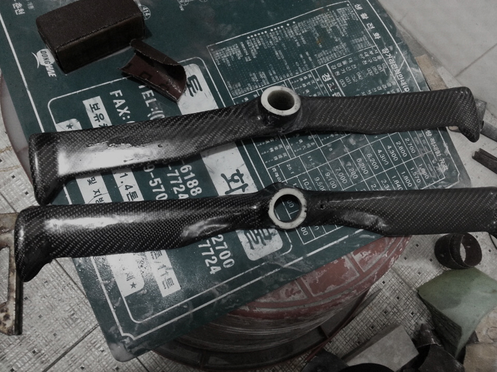 sb，Bicycle，Bicycle on shoulder，motion，vehicle，