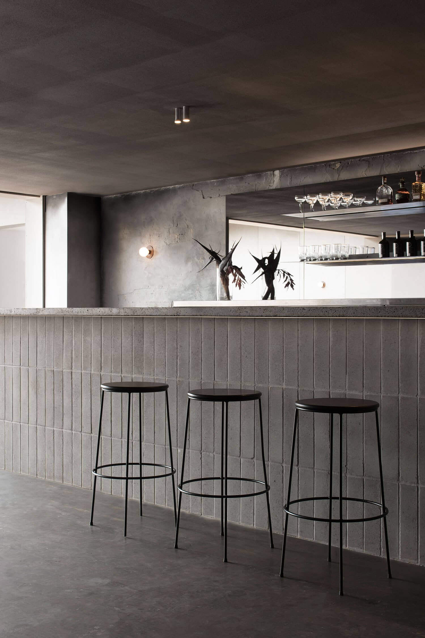 bar，Catering Restaurant，Advanced grey，Urban elements，Urban texture，Industrial wind，Young fashion，