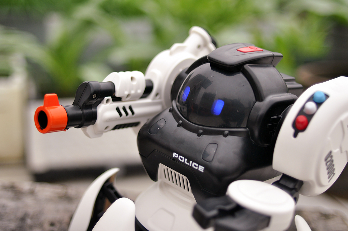 robot，Toys，intelligence，