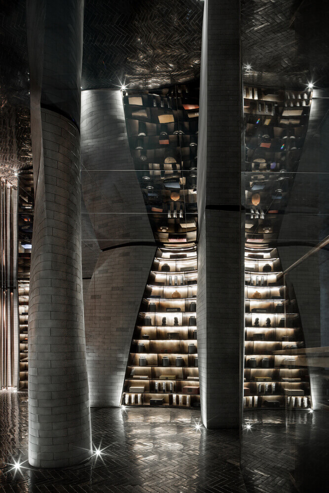 Lighting application，Song dynasty，Glass，traditional culture，Feather，Bionics Design ，restaurant，