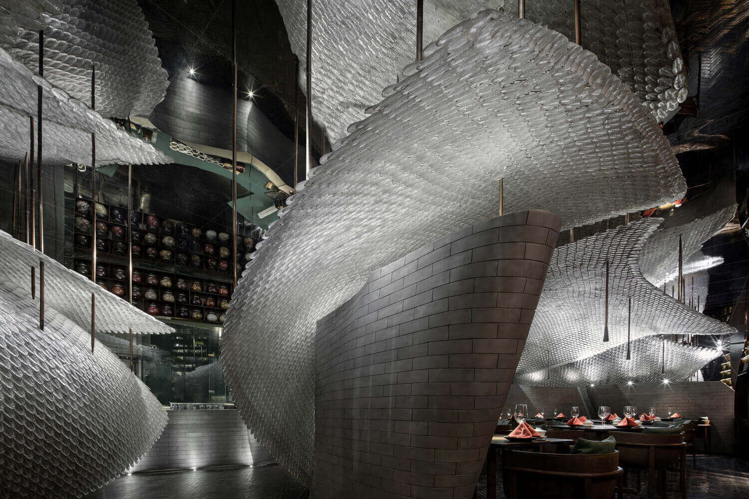 Lighting application，Song dynasty，Glass，traditional culture，Feather，Bionics Design ，restaurant，