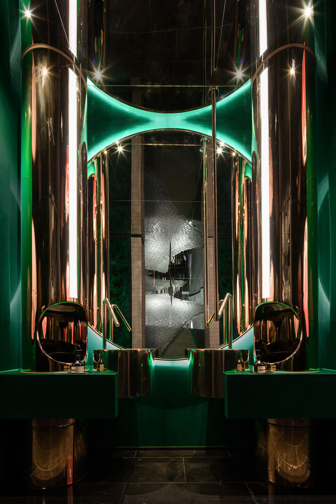 Lighting application，Song dynasty，Glass，traditional culture，Feather，Bionics Design ，restaurant，