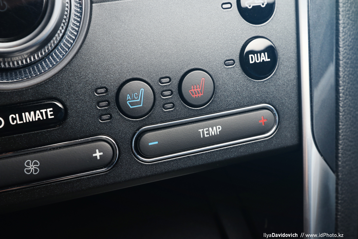 Ilya Davidovich，automobile，white，Ford，ford，