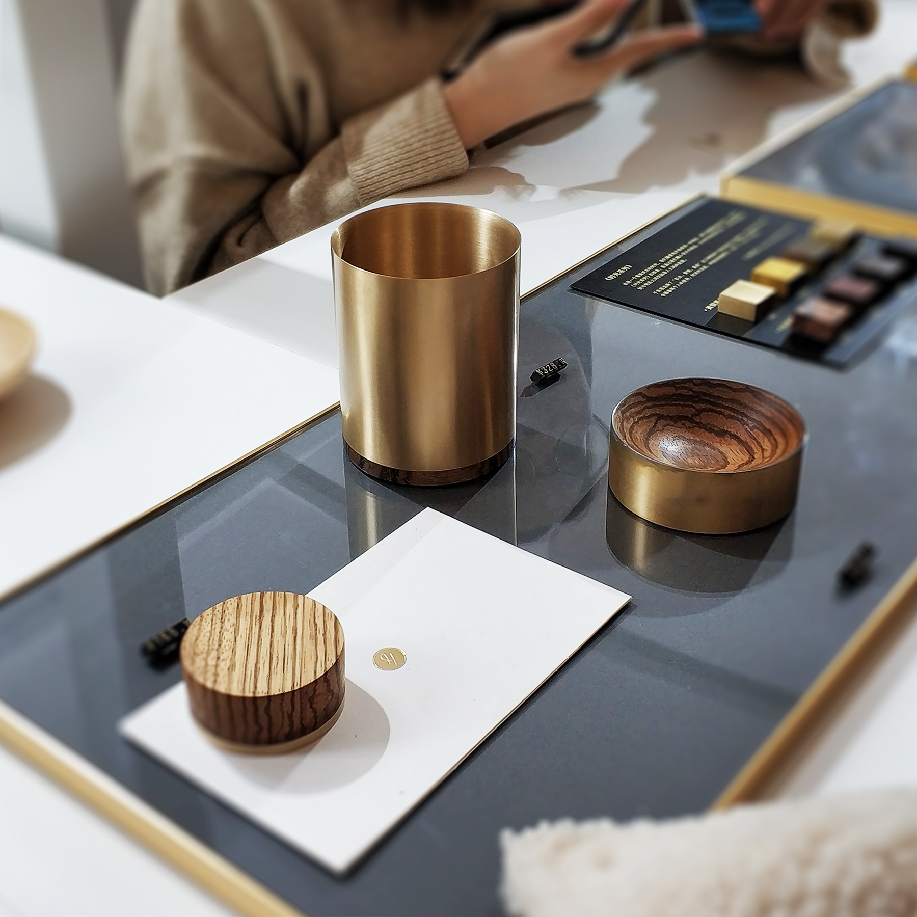 Scratch your head, Aggie，Design Exhibition，article，