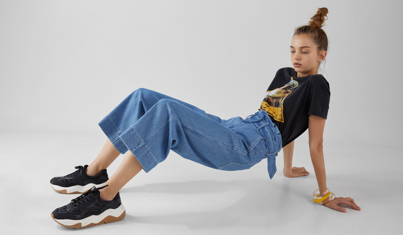 Inditex Beach，Running shoes，motion，