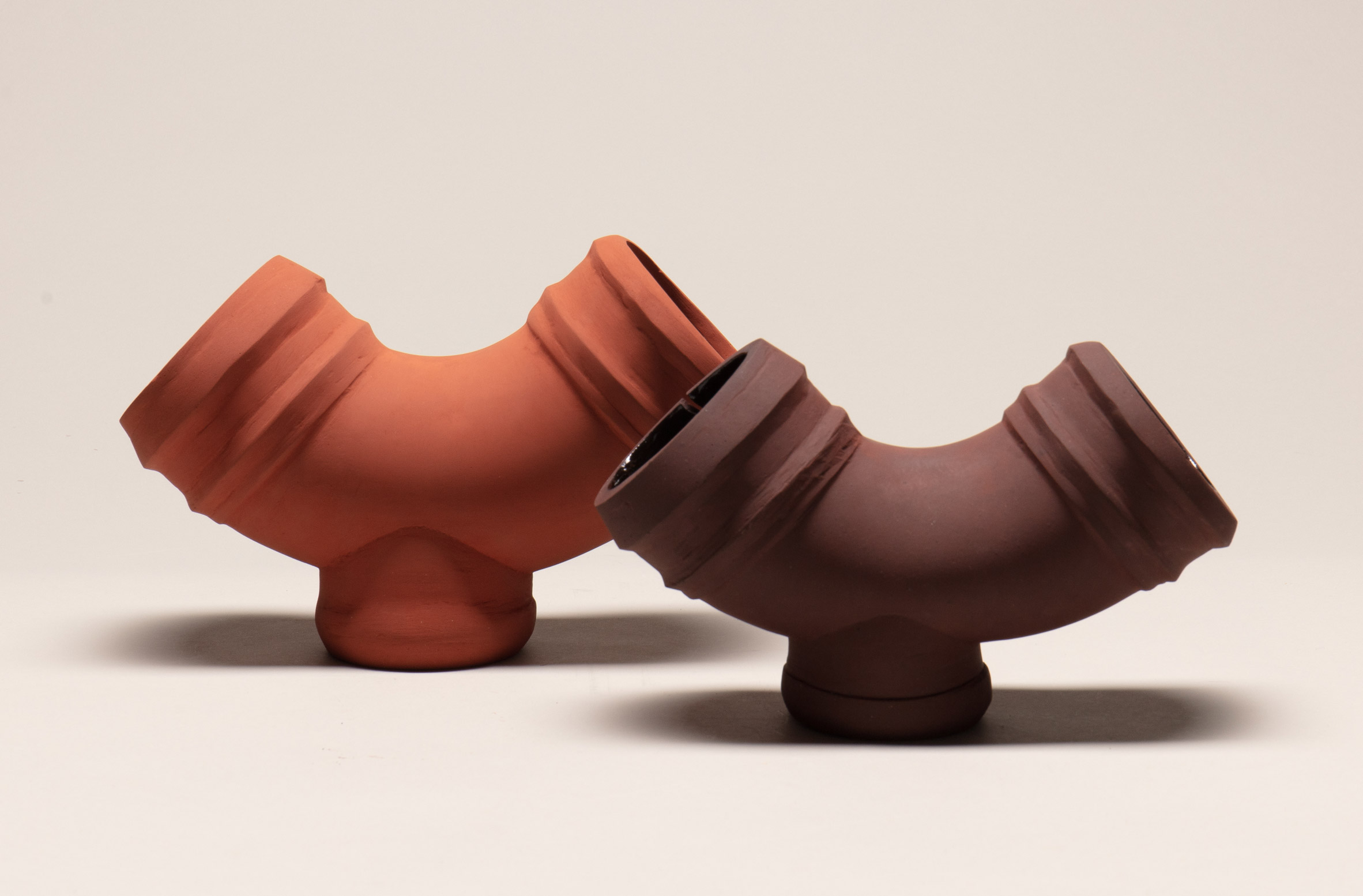 Waste utilization，Red mud residue，Ceramic tableware，environment protection，