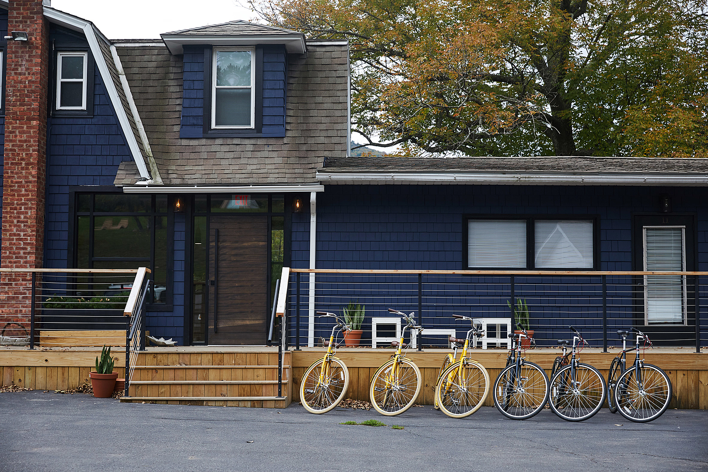 bar，hotel，hut，Catskill Mountains ，