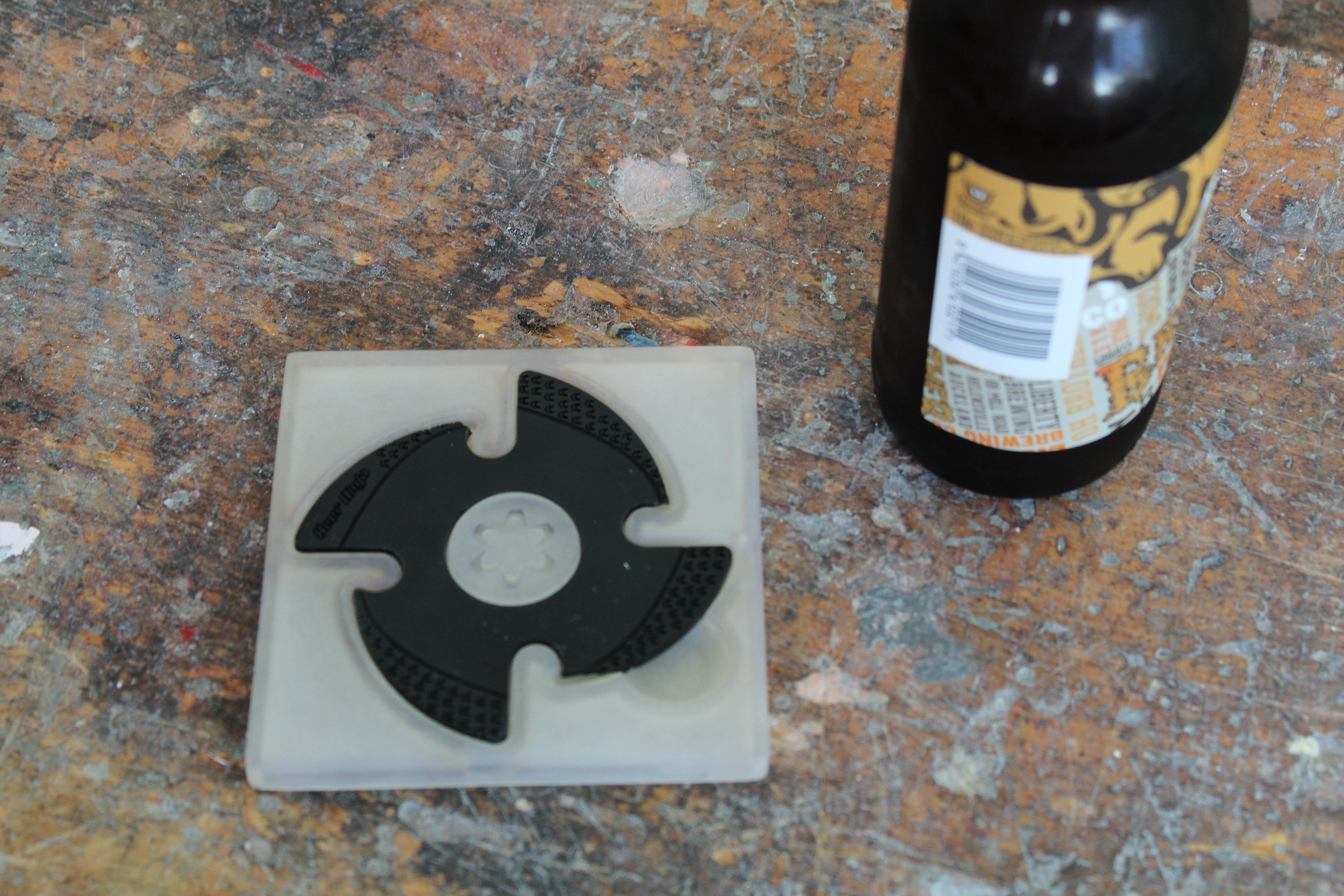 refrigerator magnet，product design，Bottle opener，