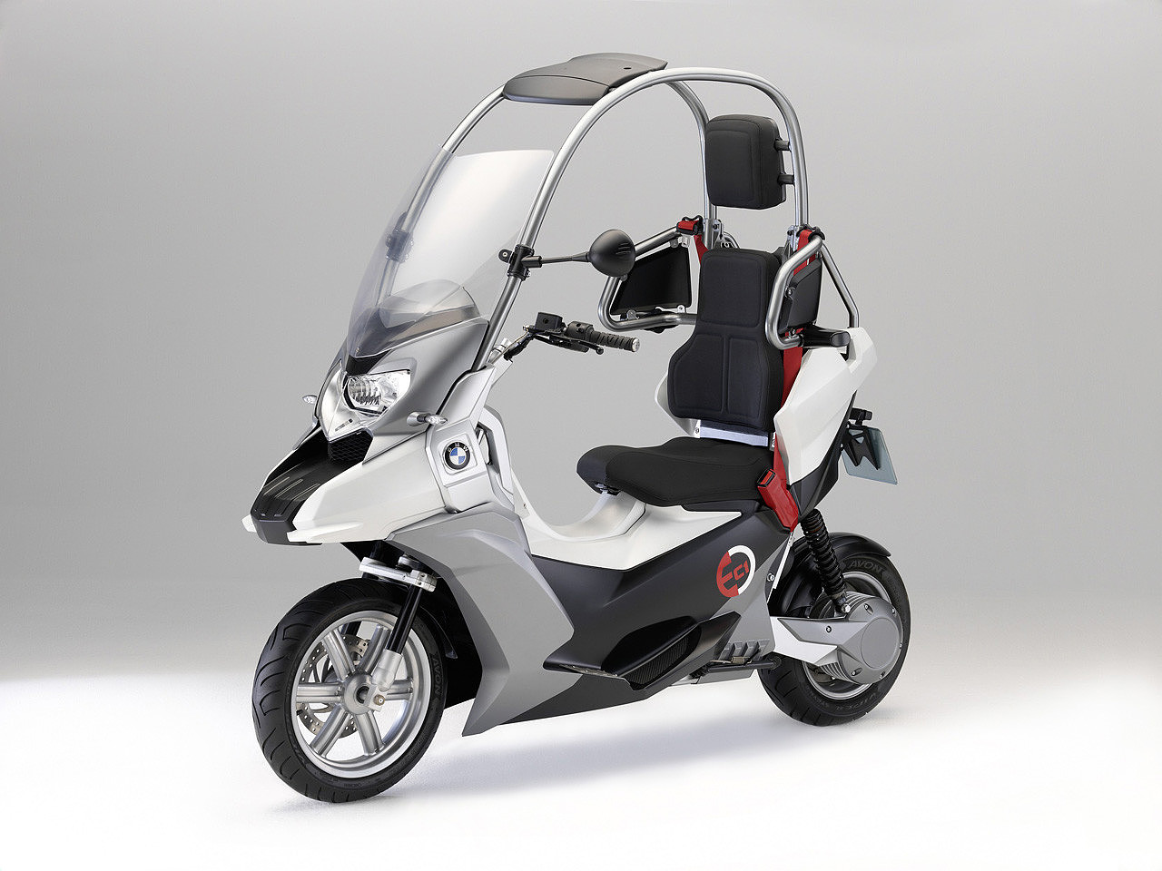 bmw，motorcycle，Ceiling，vehicle，Ladies，