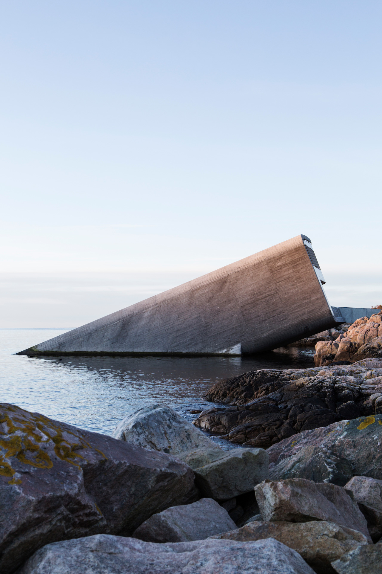 Underwater，restaurant，Norway，Snow cap，