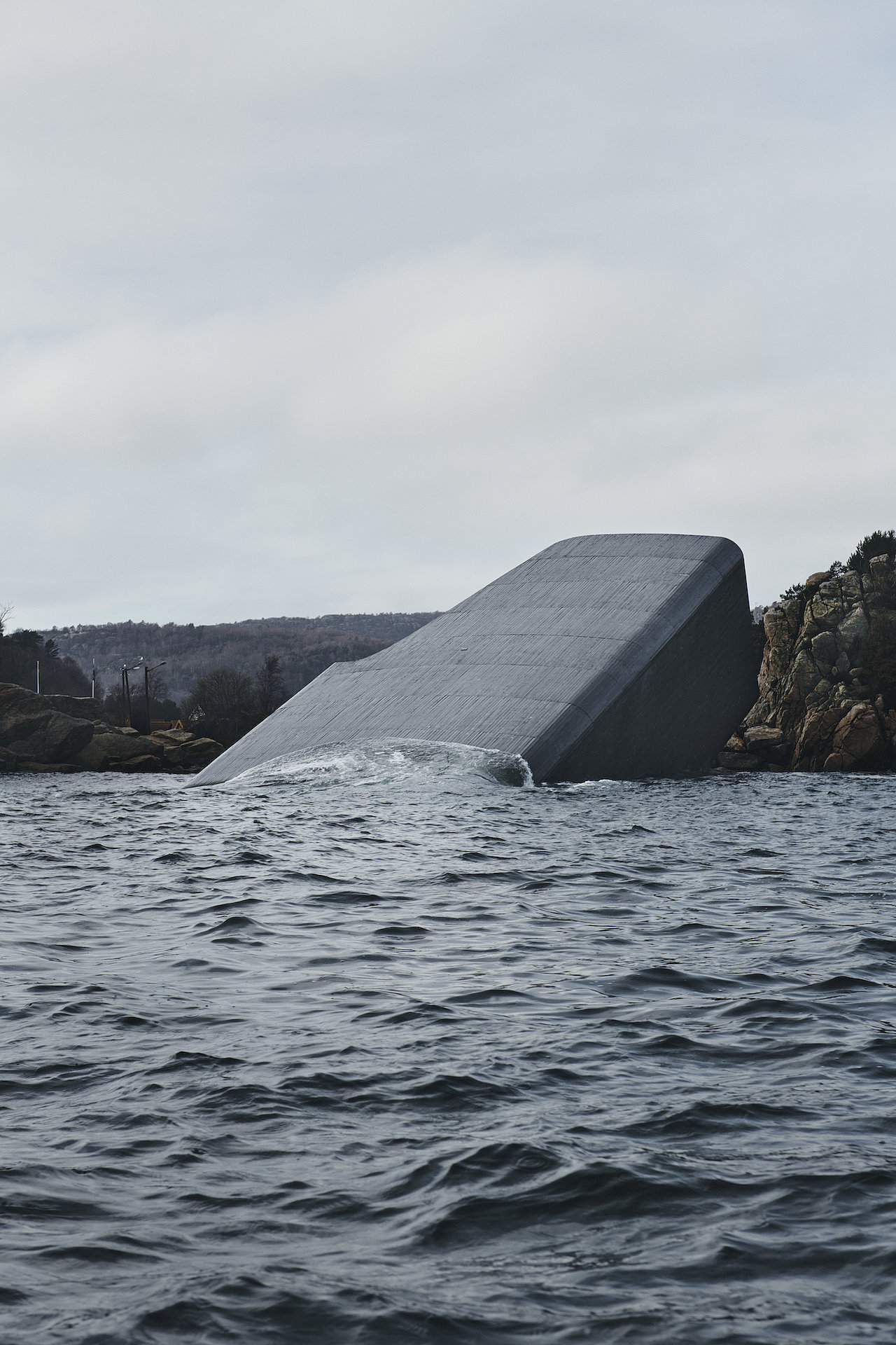 Underwater，restaurant，Norway，Snow cap，