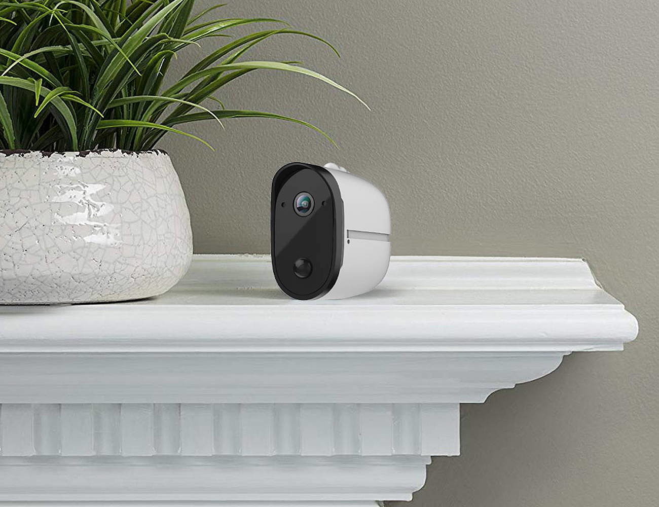 outdoors，solar energy，camera，
