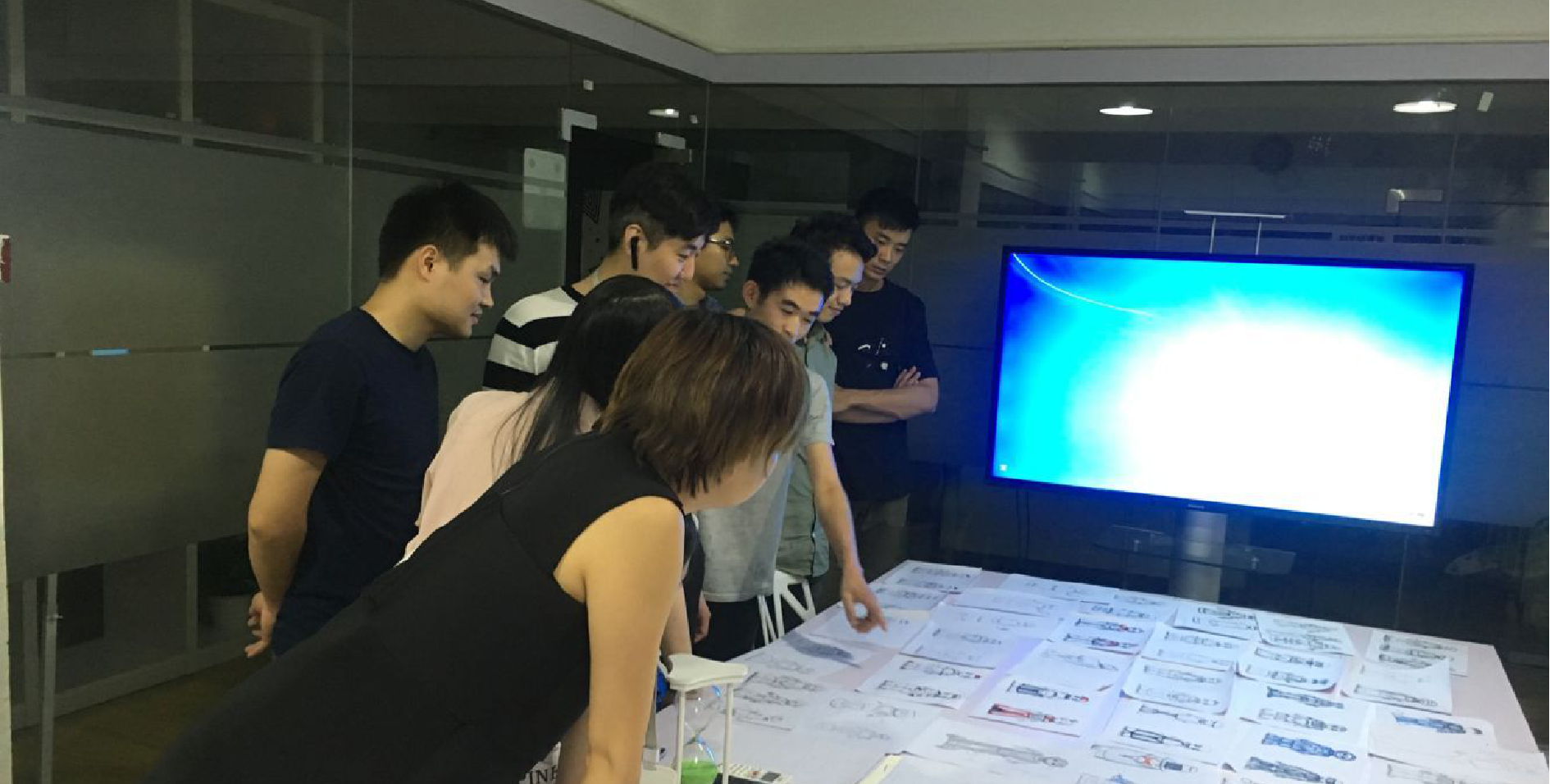 Technology, the future,，