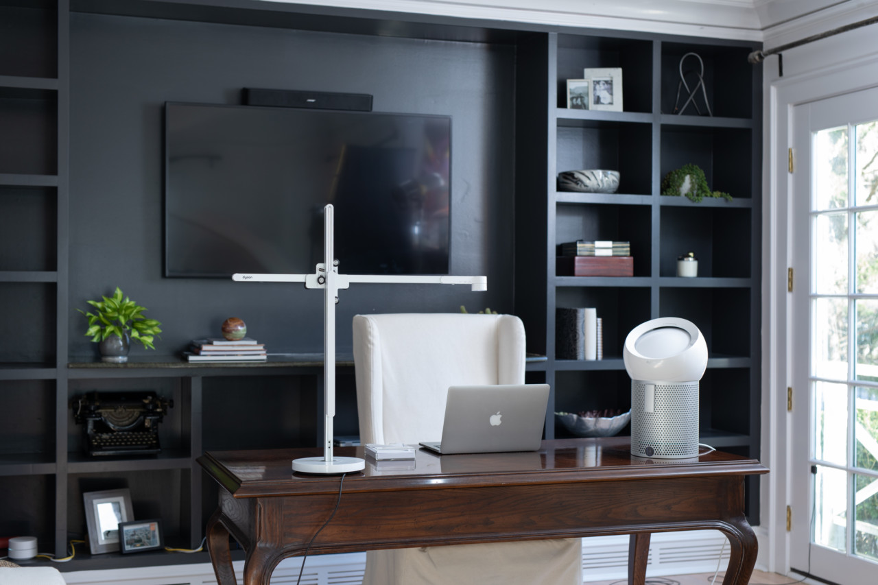 Fluorescent lamp，Desk lamp，Dyson，Lightcycle，