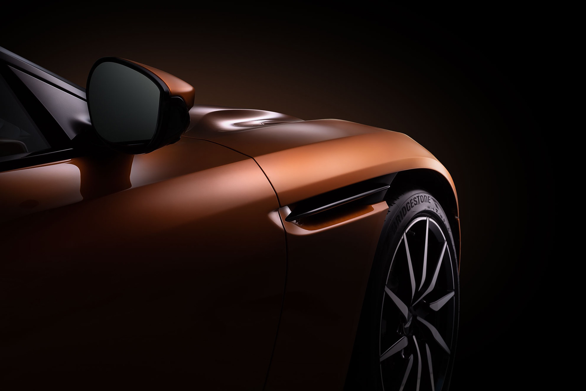 brown，Sports car，Aston Martin，