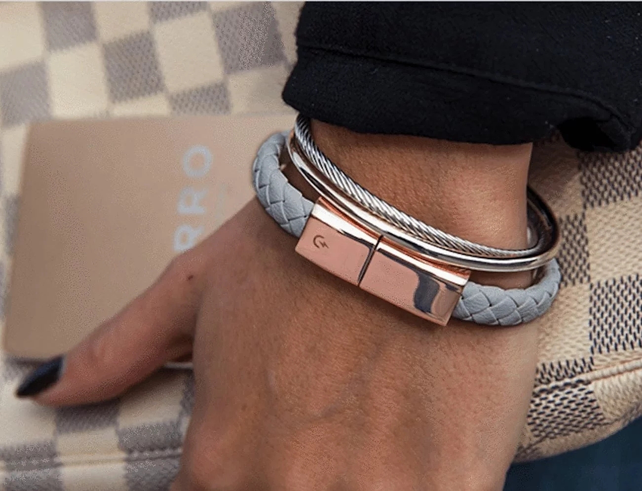 Torro，Rechargeable Bracelet，Digital，product design，