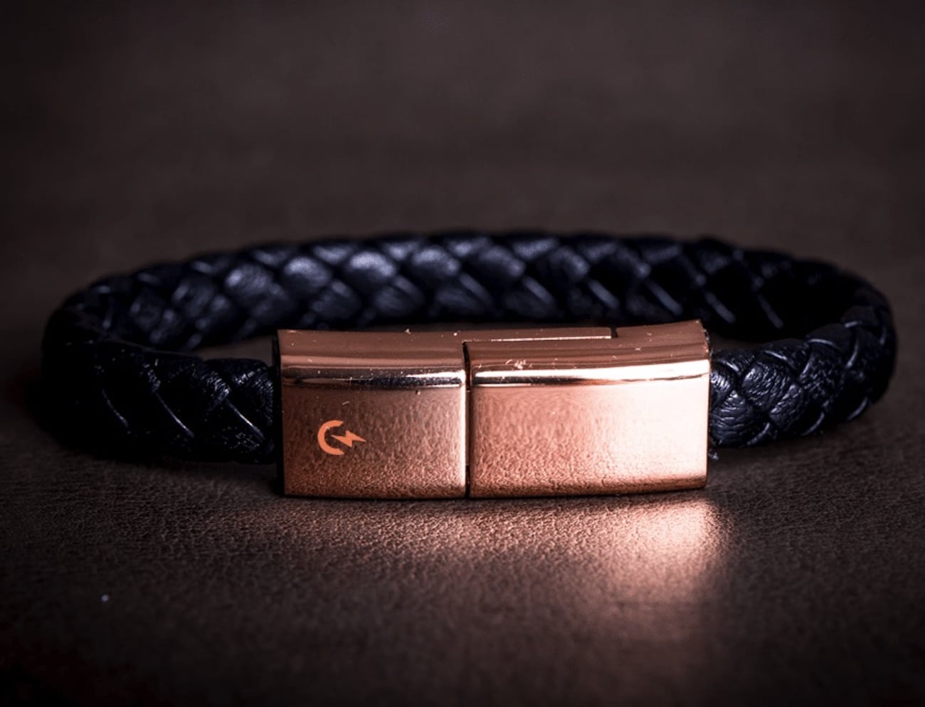 Torro，Rechargeable Bracelet，Digital，product design，