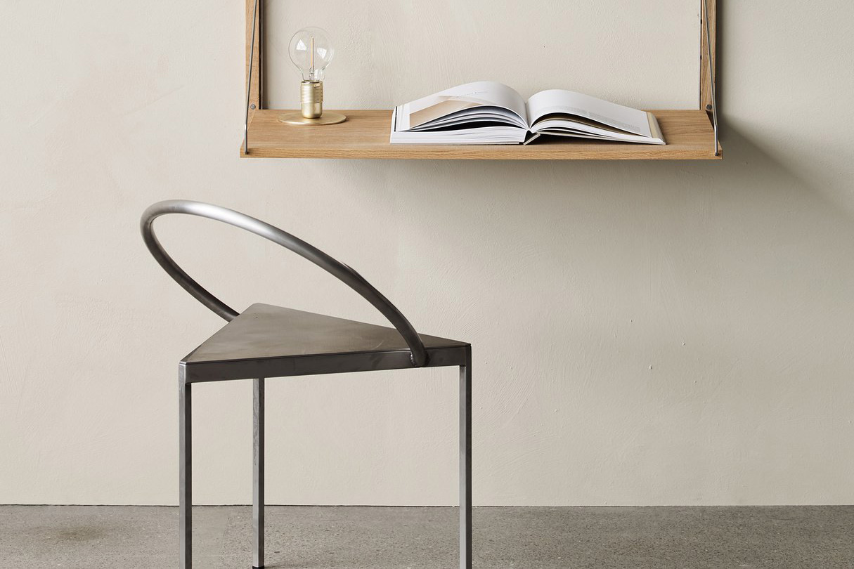 Minimalist design ，stainless steel，geometry，chair，