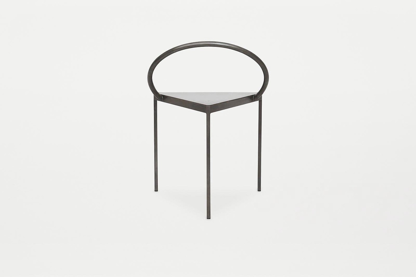 极简设计，不锈钢，几何，椅子，