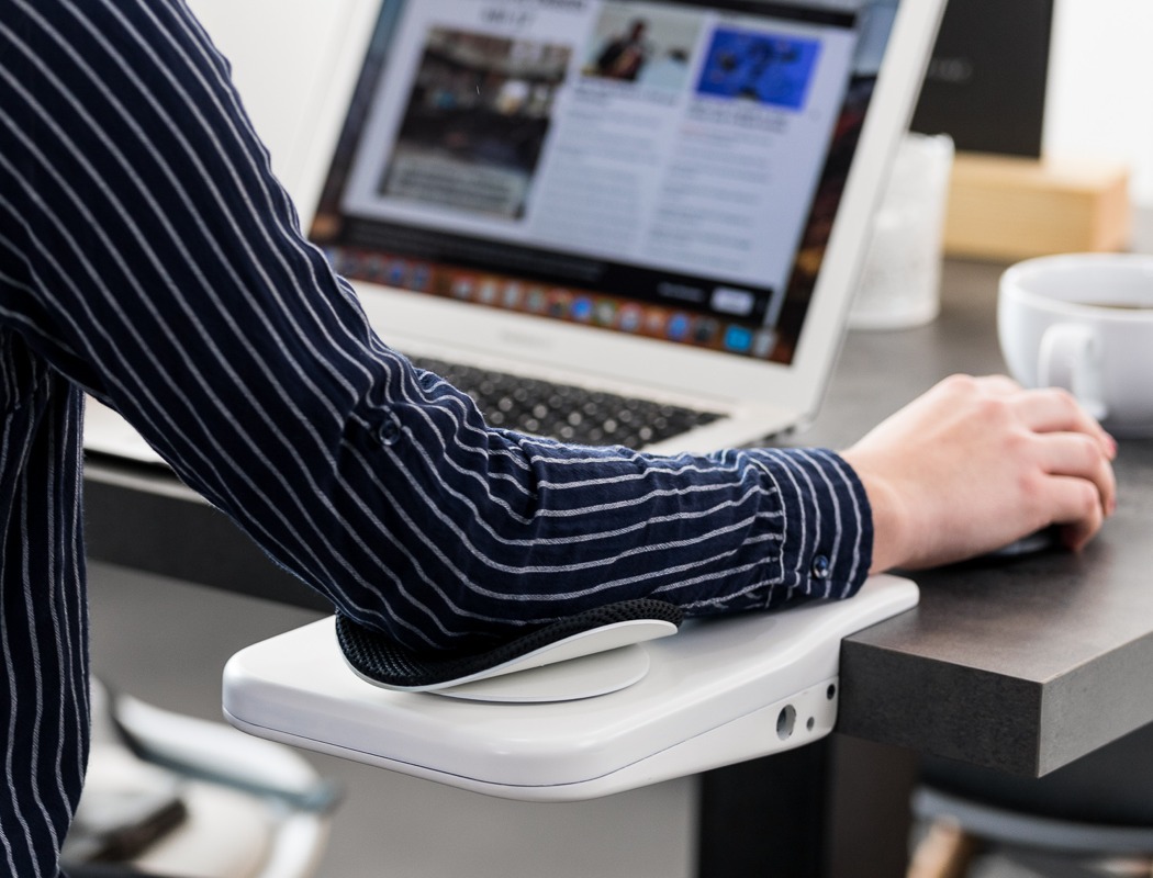 Computer design，Walking type，portable，