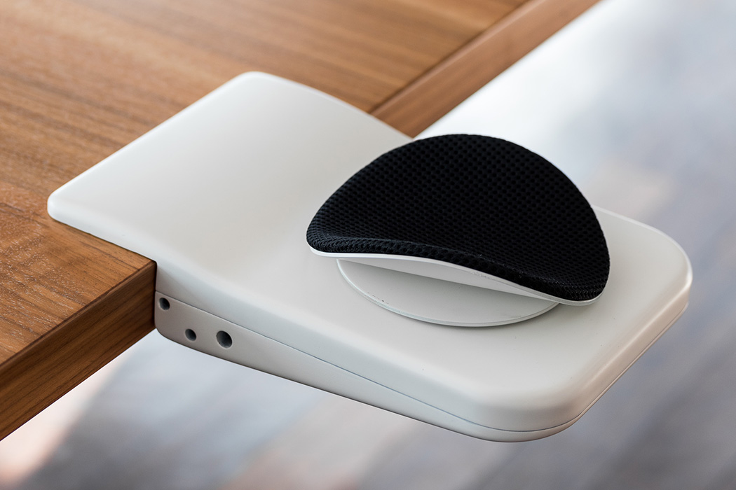 Computer design，Walking type，portable，