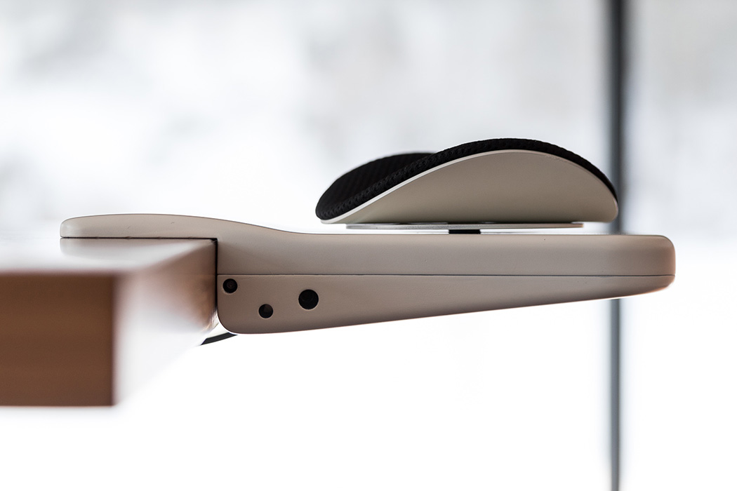 Computer design，Walking type，portable，