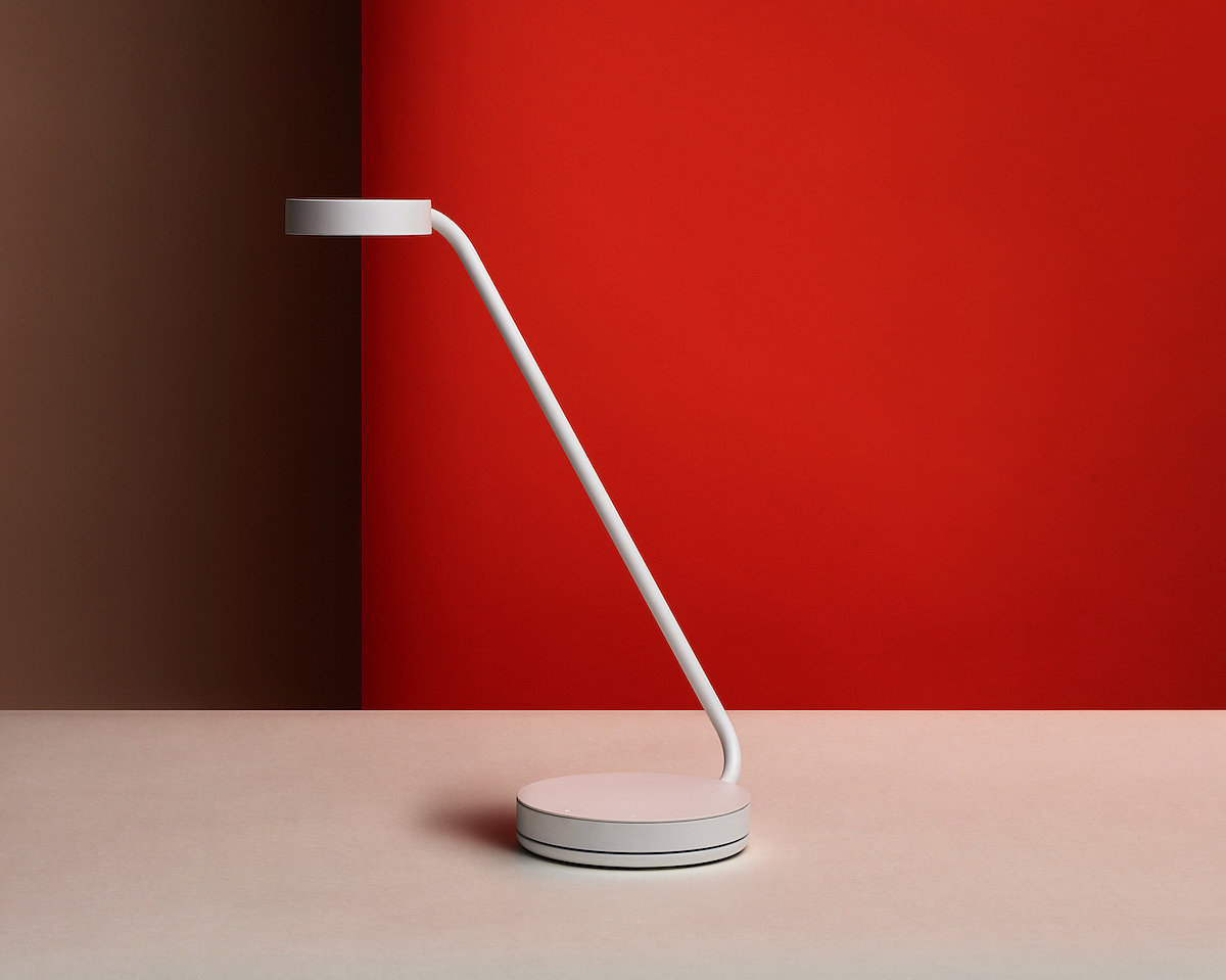 Desk lamp，industrial design，Multidirectional regulation，Minimalist，Red dot award，