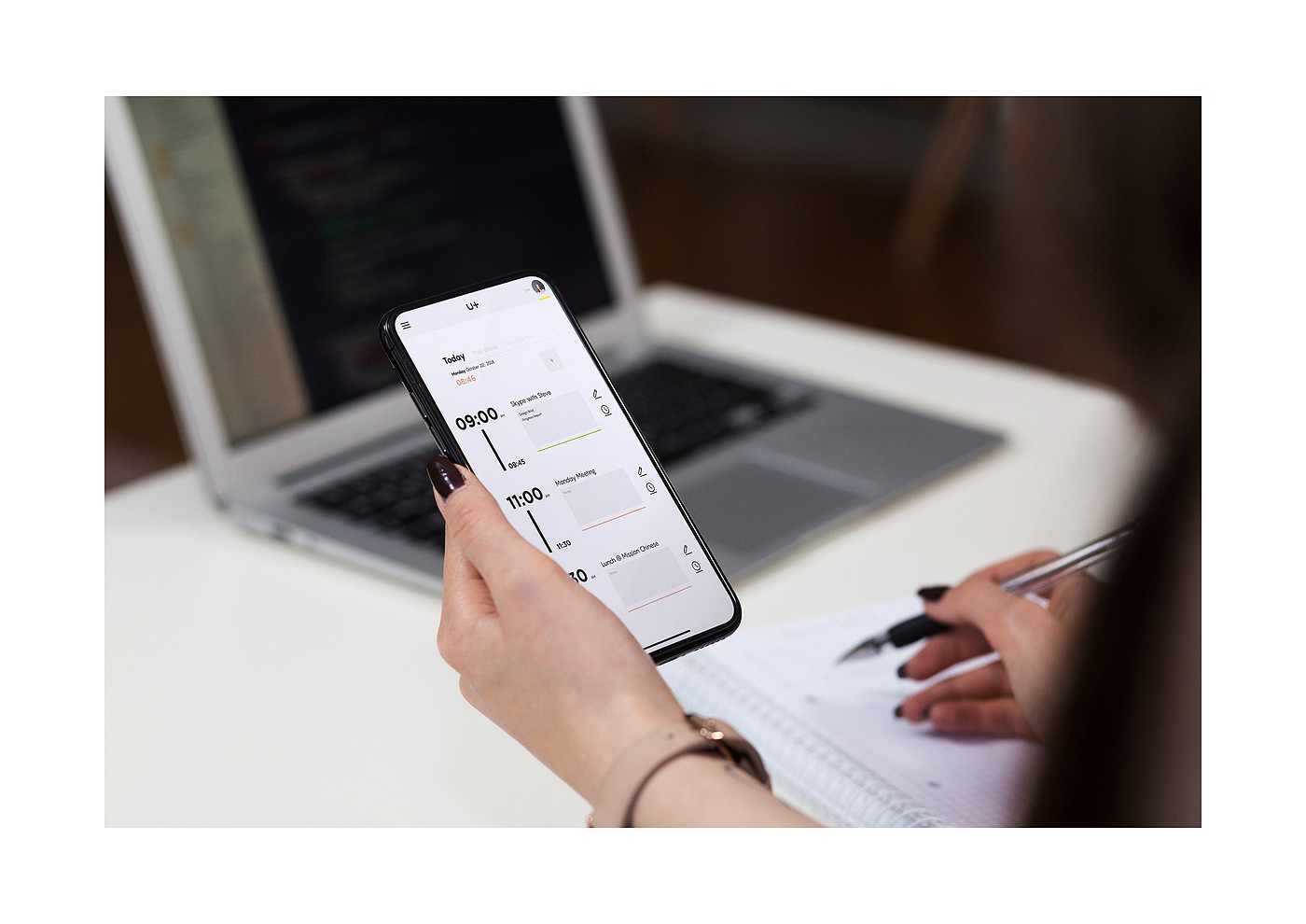 interactive，series，to work in an office，uplus，