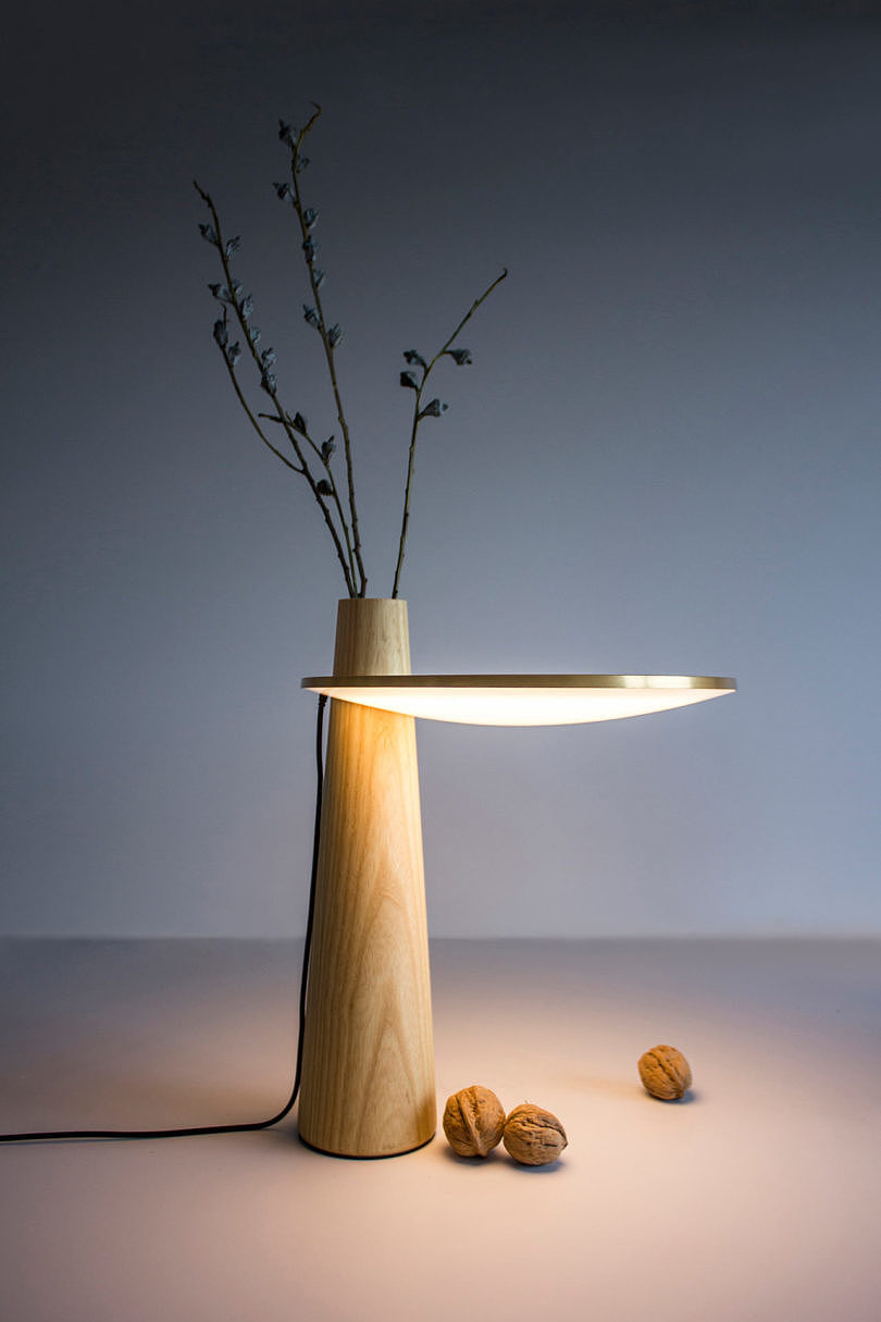 product design，industrial design，multi-function，vase，Desk lamp，