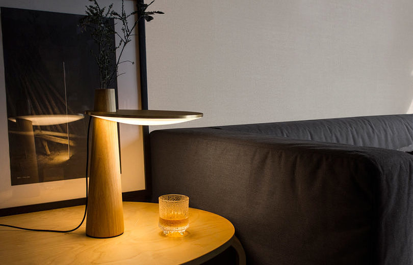 product design，industrial design，multi-function，vase，Desk lamp，