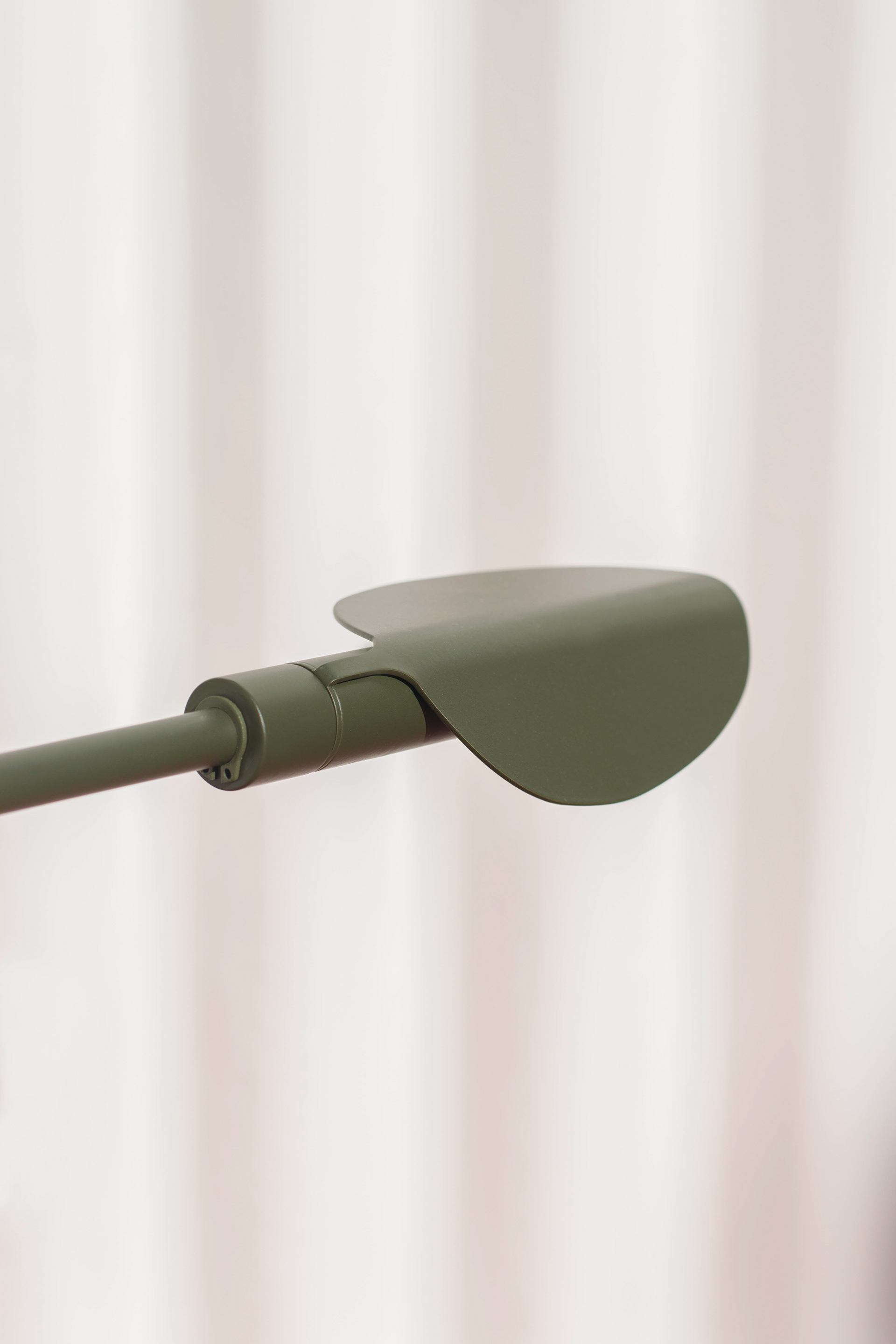 ceramics，orange，lamps and lanterns，