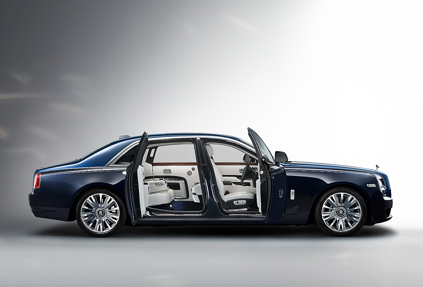 蓝色，汽车设计，Rolls Royce Ghost，