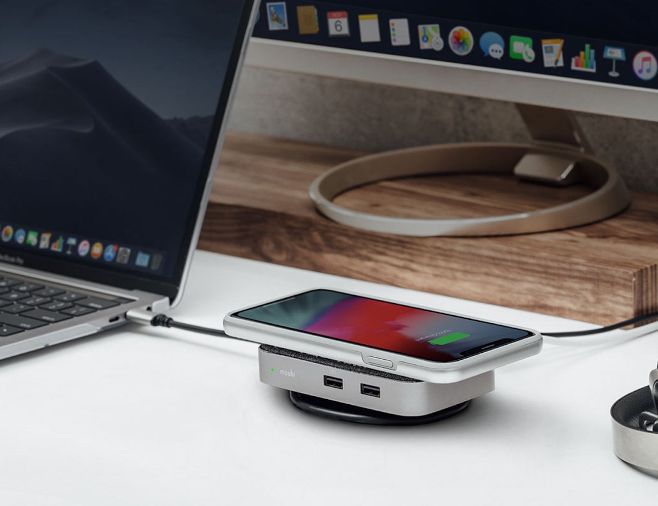 product design，industrial design，Transfer dock，quick charger ，Unlimited charging，Charger，