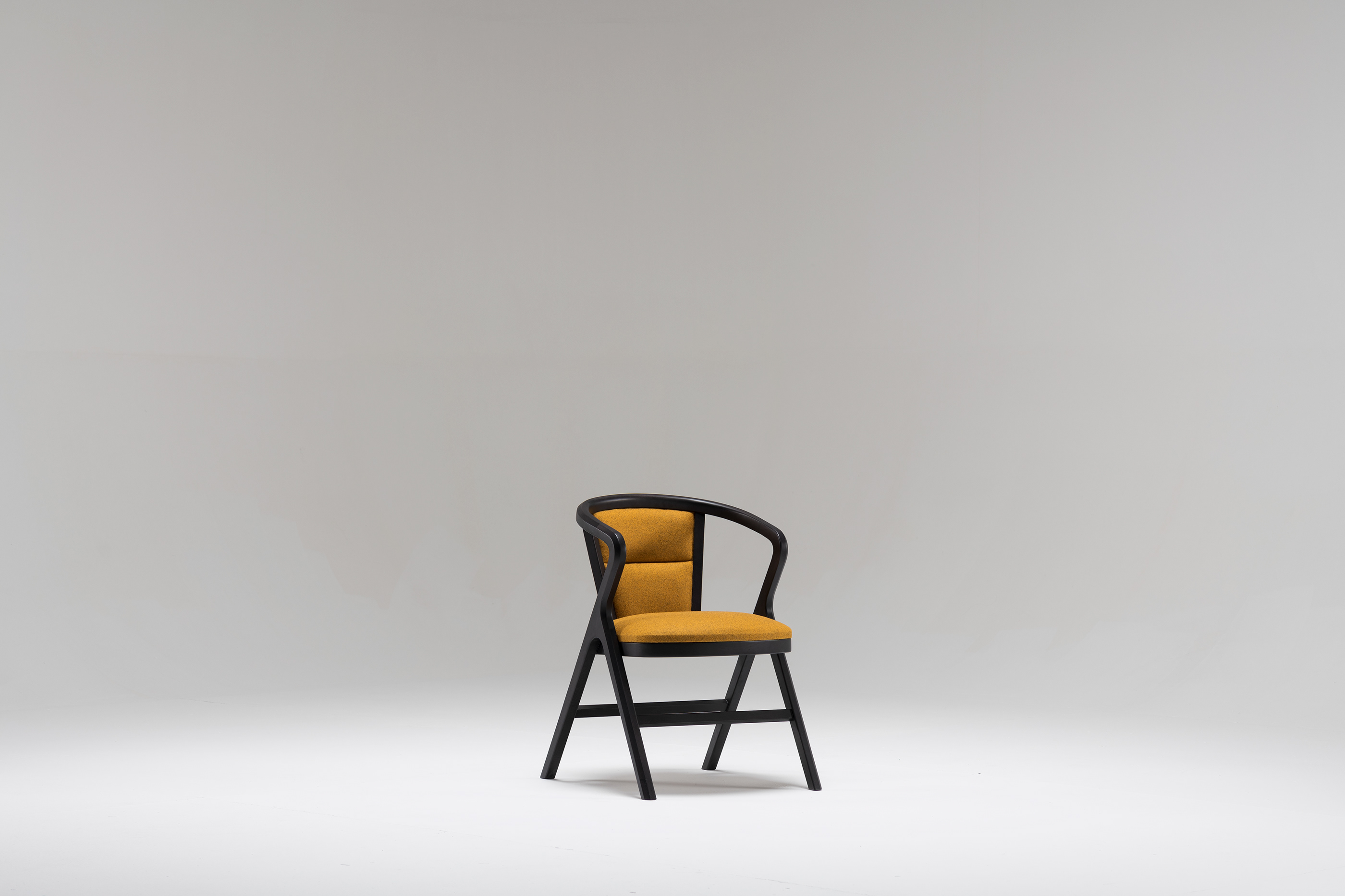 black，chair，Cali Chair，