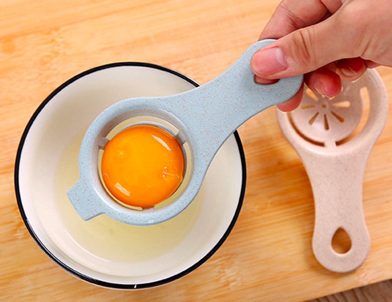 kitchenware，Plastic，egg separator ，